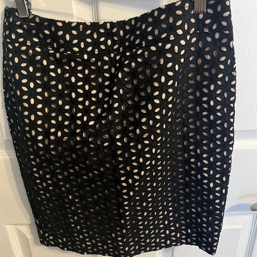 Loft eyelet black/ cream skirt 4P